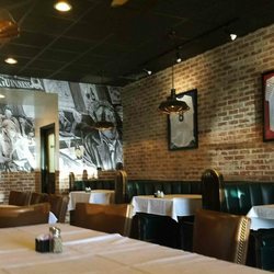 Johnny Mac S 229 Photos 432 Reviews Pizza 842 Boulder Hwy Photo Of Johnny Mac S Henderson Nv United States Dining Area