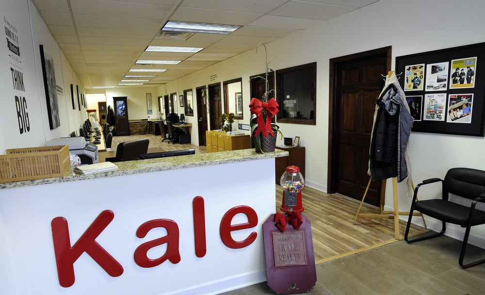 Kale Realty 25 Photos & 40 Reviews Real Estate Services 2447 N