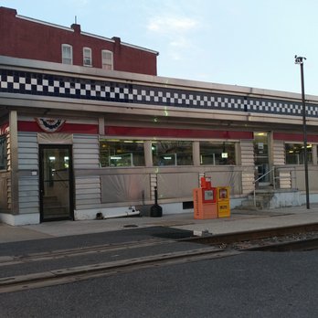 Lincoln Diner 130 Photos 240 Reviews Diners 32 Carlisle St Photo Of Lincoln Diner Gettysburg Pa United States In