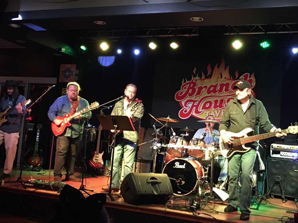 Branch House Tavern 31 Photos & 51 Reviews Sports Bars 5466