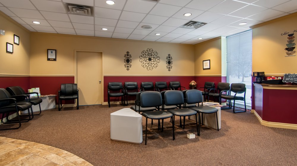 image of business Family Dental Group