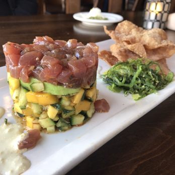 The Reef 899 Photos 872 Reviews Seafood 880 S Harbor Scenic Photo Of The Reef Long Beach Ca United States Tropical Ahi Poke