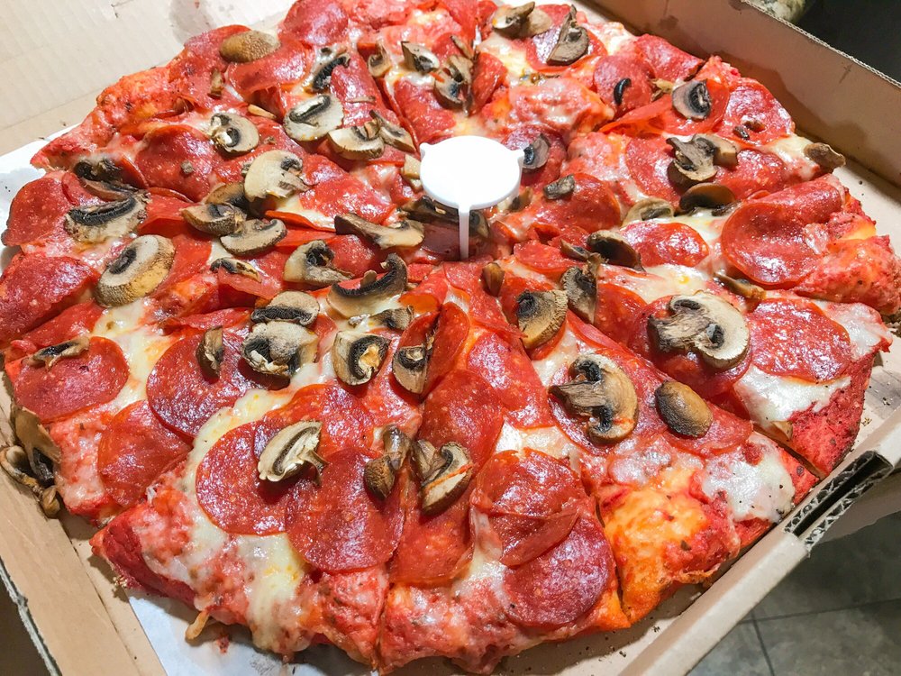 Javence Pizzeria 126 Photos 159 Reviews Pizza 4305 E Tulare Javence