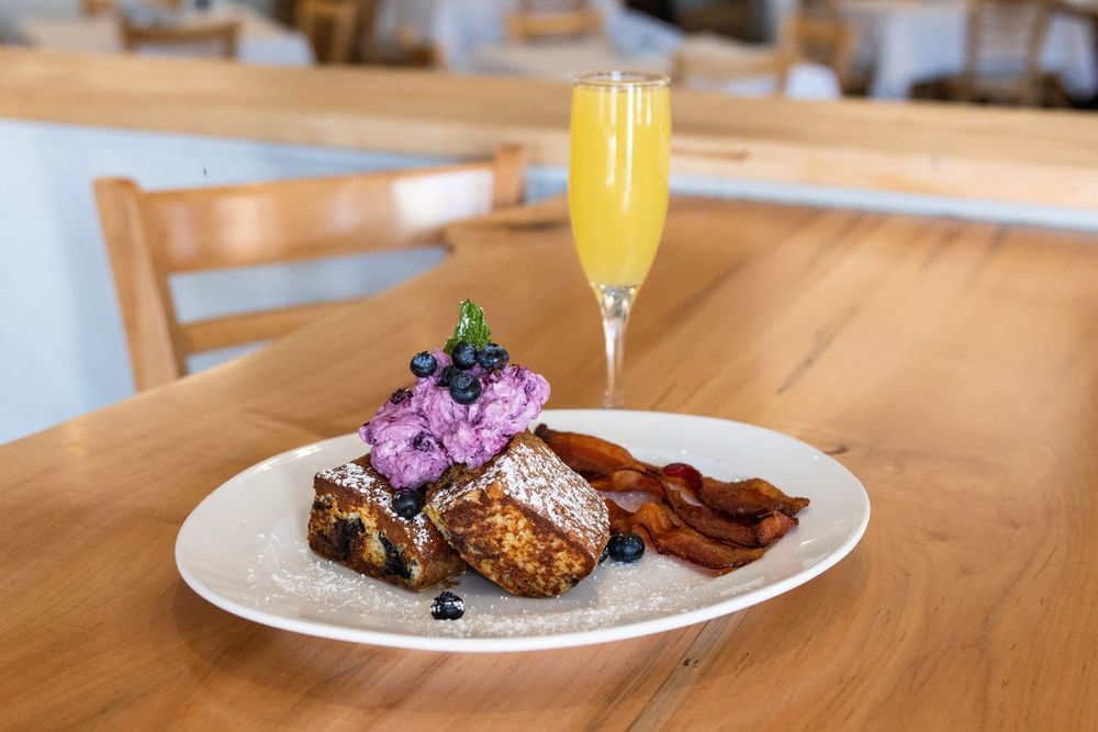 Leo's Italian Social