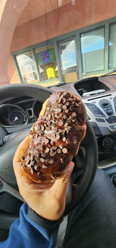 Foster's Donuts