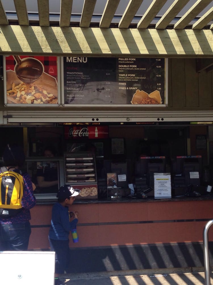 Smoke's Poutinerie - Toronto Zoo