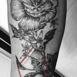 black fish tattoo 70 photos u0026 71 reviews tattoo 39 w 32nd st black fish tattoo 70 photos u0026 71 reviews tattoo 39 w 32nd st