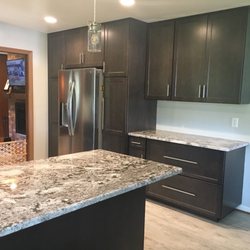 Paxton Countertops Showers Countertop Installation 1340 S Photo Of Paxton Countertops Showers Lansing Mi United States