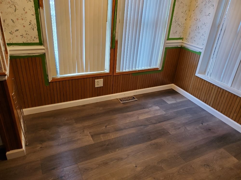 image of business J&R Roofing and Construction