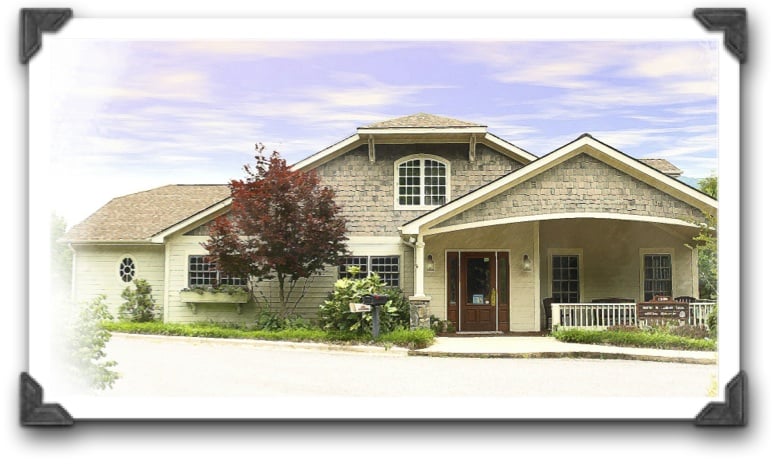 image of business David M LeMay, DDS