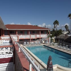 Holiday Isles Resort 10 Photos 11 Reviews Hotels 14711 Gulf Photo Of Holiday Isles Resort Madeira Beach Fl United States Room Balcony