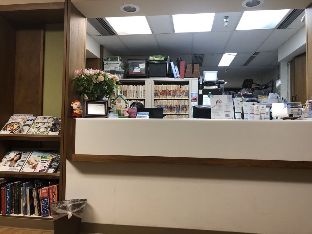 image of business Eugene M C Lee, MD