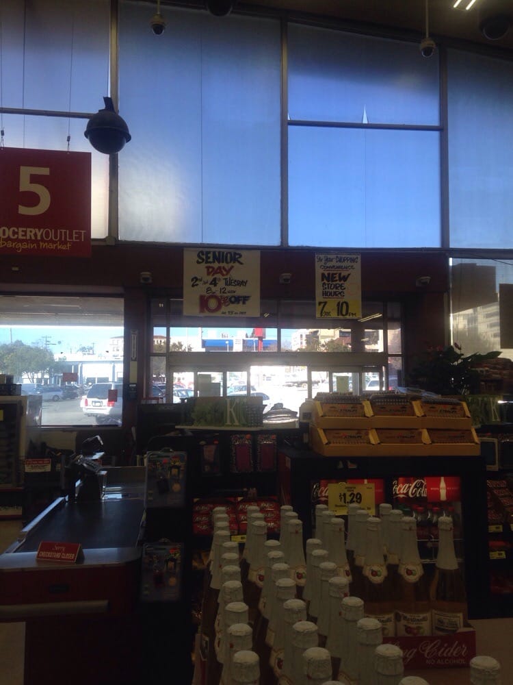 Grocery Outlet Bargain Market 2900 Broadway, Oakland, CA, 94611