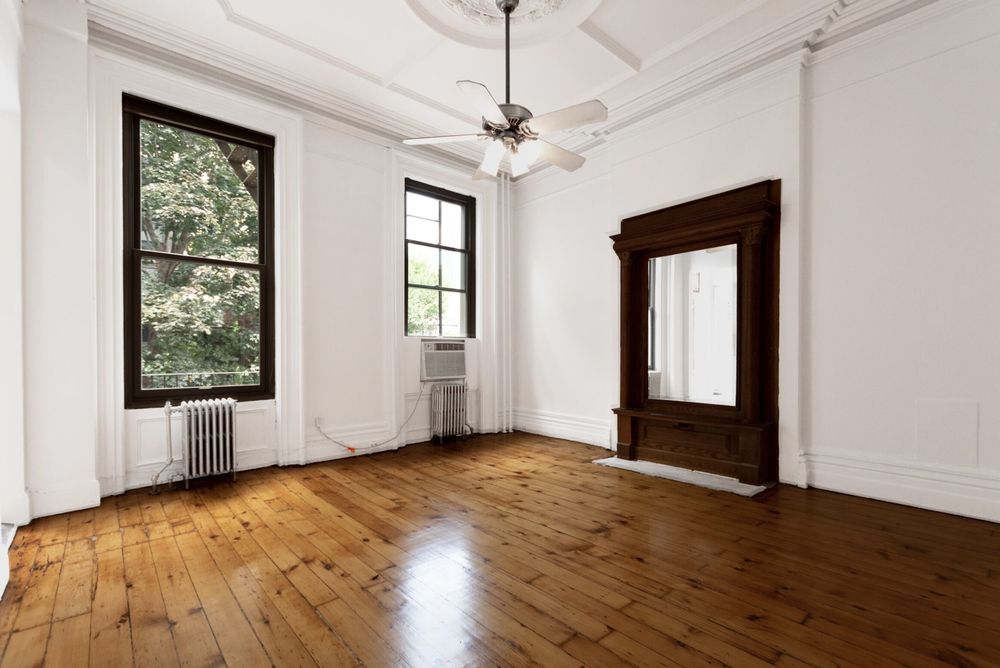 Brownstone Real Estate