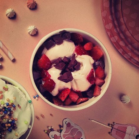 JR's Frozen Treats & Chocolate