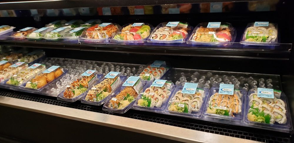 lackland afb commissary hours