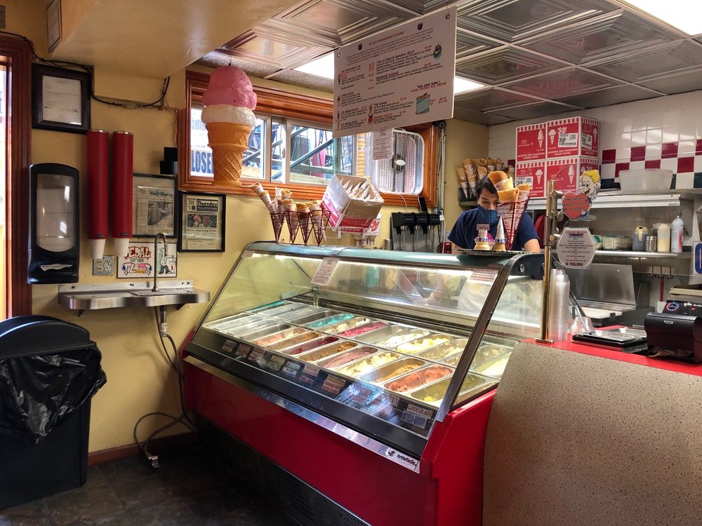 Joe's Famous Deli and Homemade Ice Cream, Vail Roadtrippers