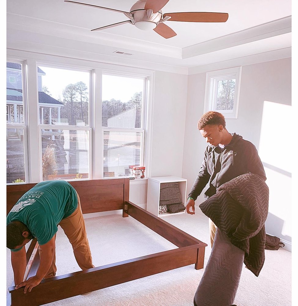 Dakydes Moving & Delivery