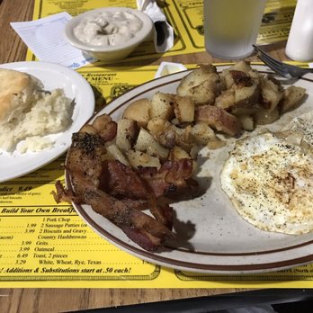 Ozark Country Restaurant Closed 23 Photos 54 Reviews Photo Of Ozark Country Restaurant Little Rock Ar United States Biscuit
