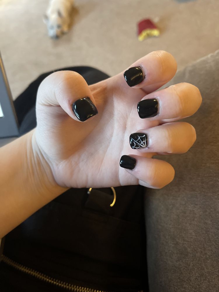 Lan Nails & Spa