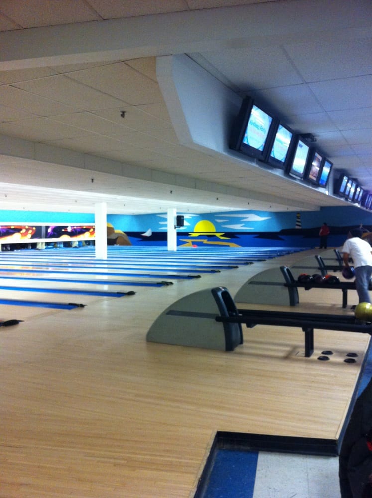 Nutmeg Bowl Bowling 802 Villa Ave Fairfield, CT Phone Number 17 Reviews Yelp