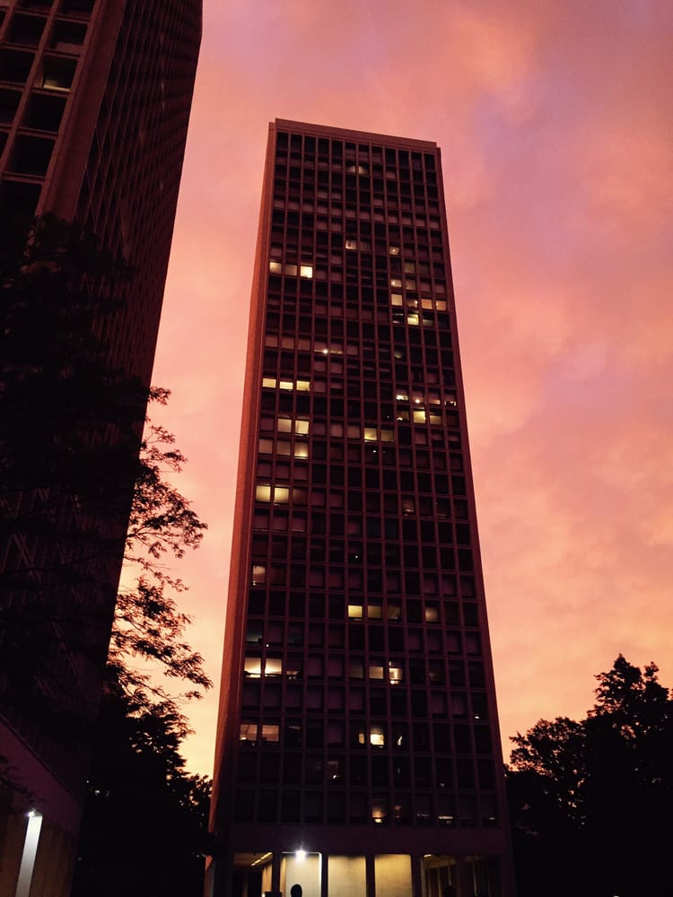 Society Hill Towers Apartments 285 St James Pl, Society Hill