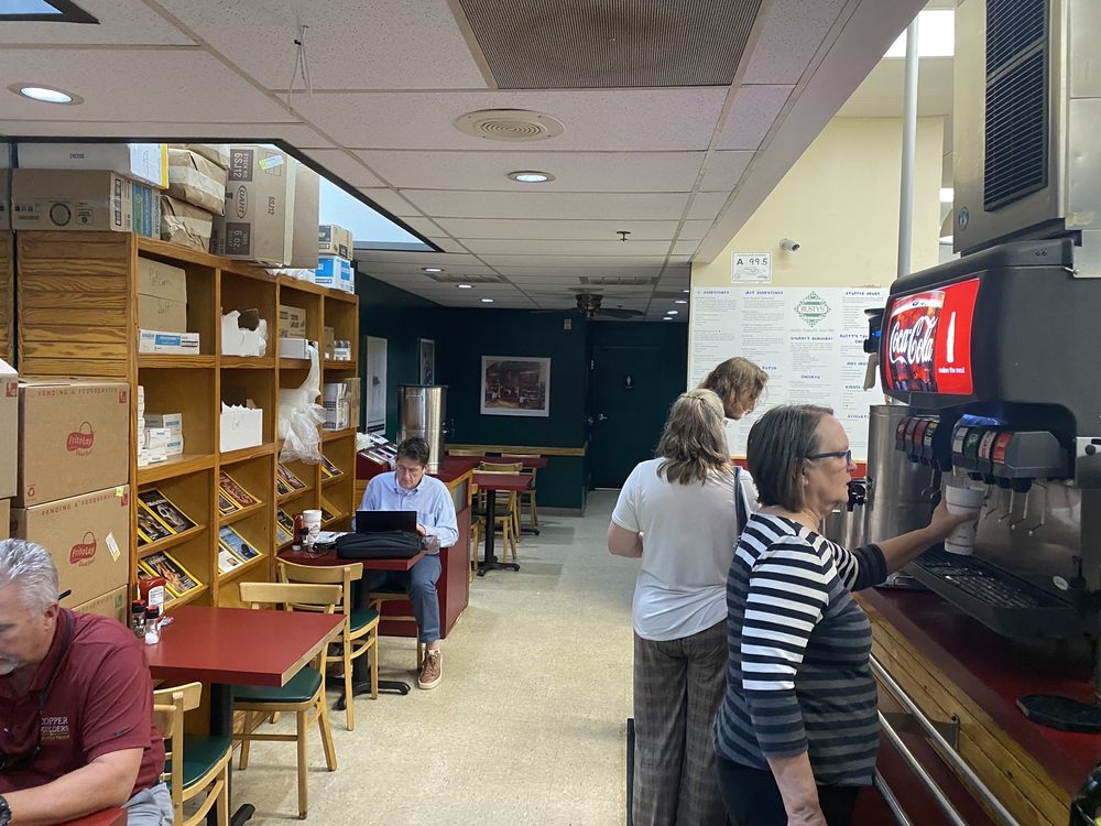 Rusty's Deli & Grille