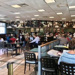 Barnes Noble Booksellers 16 Photos 28 Reviews