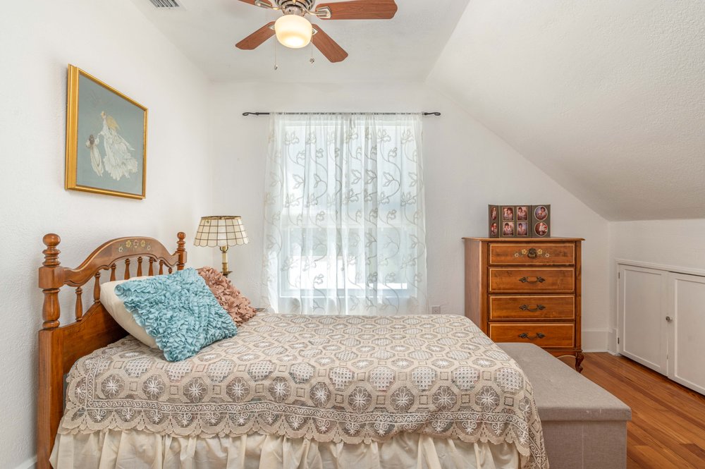 Brandy Duncan Group, Coldwell Banker Realty