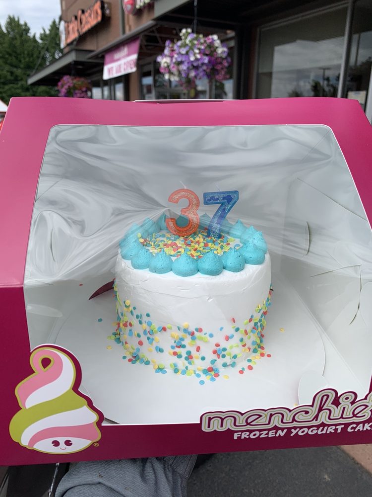 Menchie's Frozen Yogurt - Lakeway Center