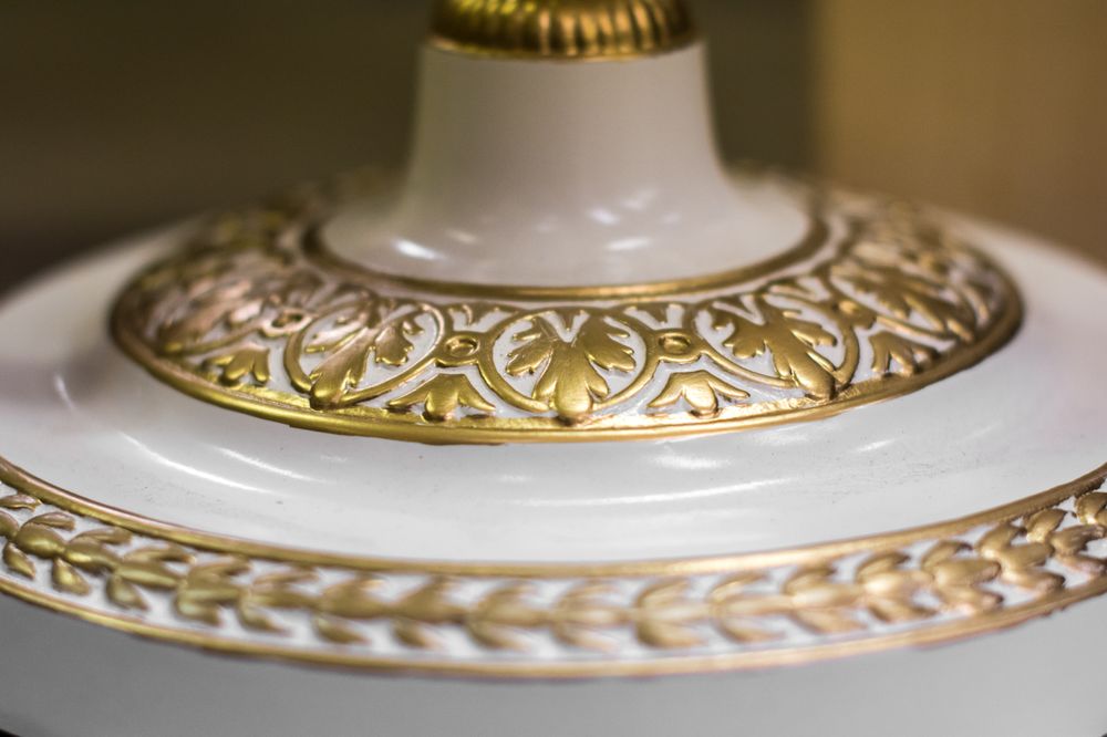 Steins Furniture & Lacquer Studio