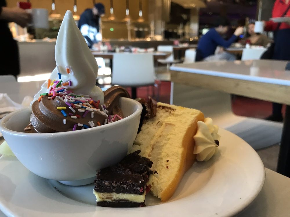 The Buffet at Grand Villa