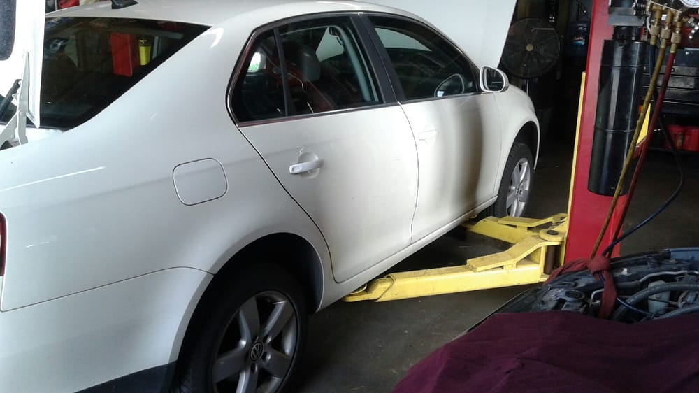Midtown Agean Auto Works 16 Reviews Auto Repair 4602 San Jacinto