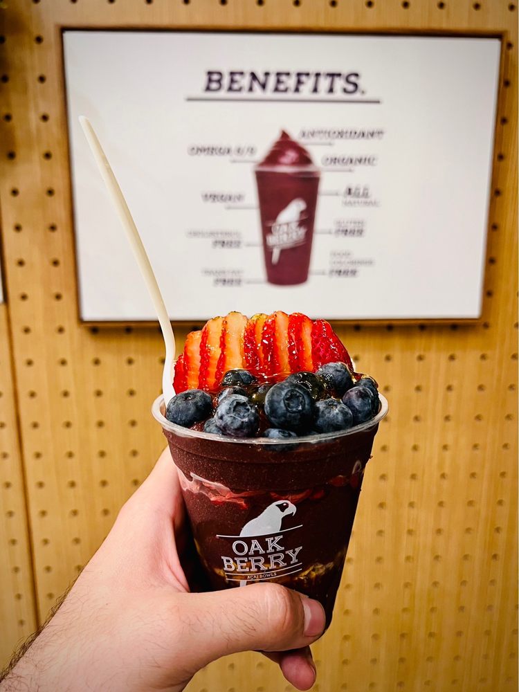 Oakberry - Century City Oakberry - Century City