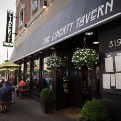 Best Clarendon Restaurants In Arlington Va Last Updated December 2 The Liberty Tavern