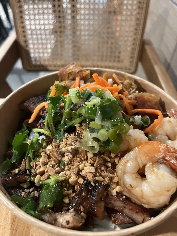 Savor Vietnamese Cuisine