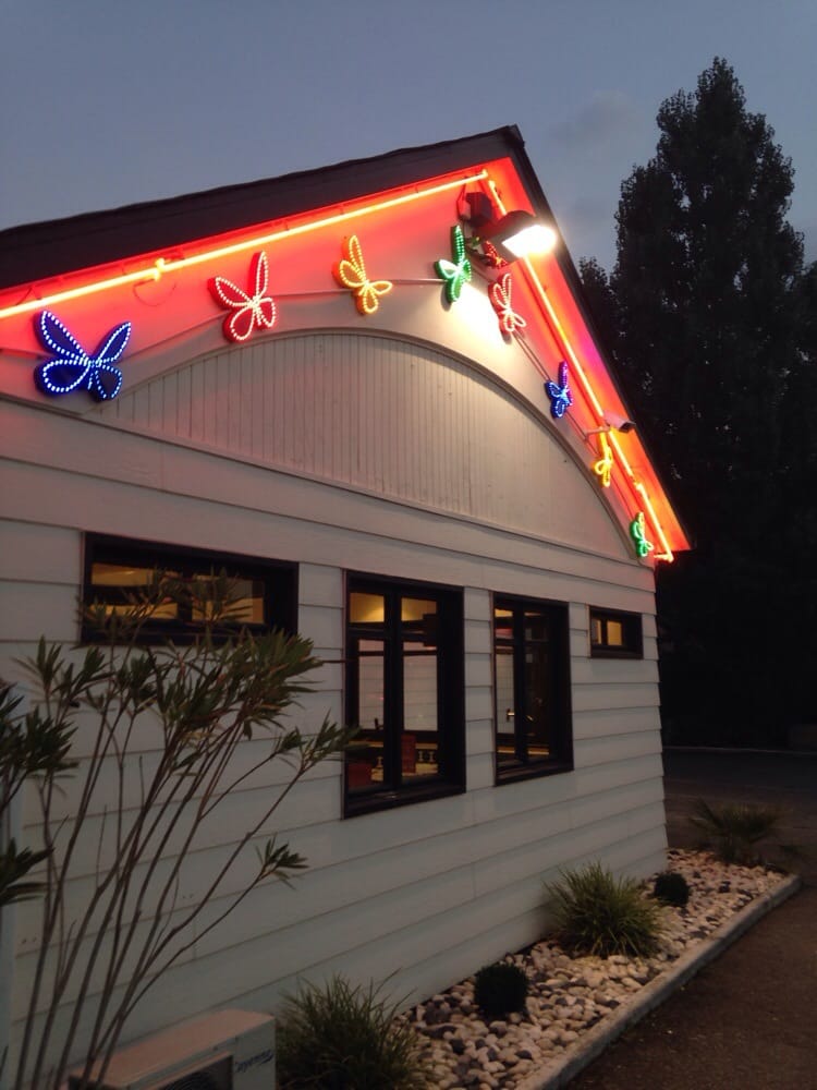 Papillons 10 Photos & 12 Reviews Pan Asian 33 route de Bayonne