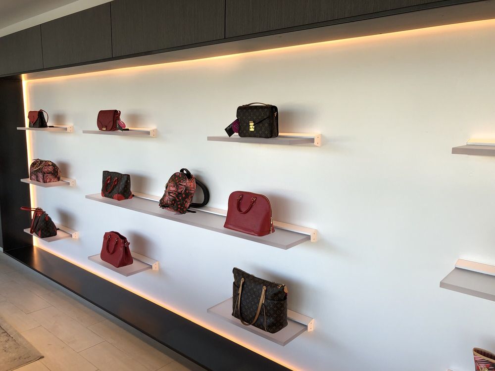 Fashionphile 61 Photos & 91 Reviews Used, Vintage & Consignment