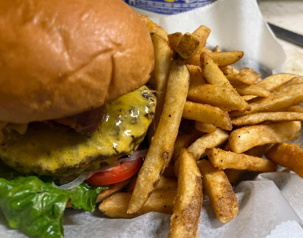 Hudson Burgers And Beers
