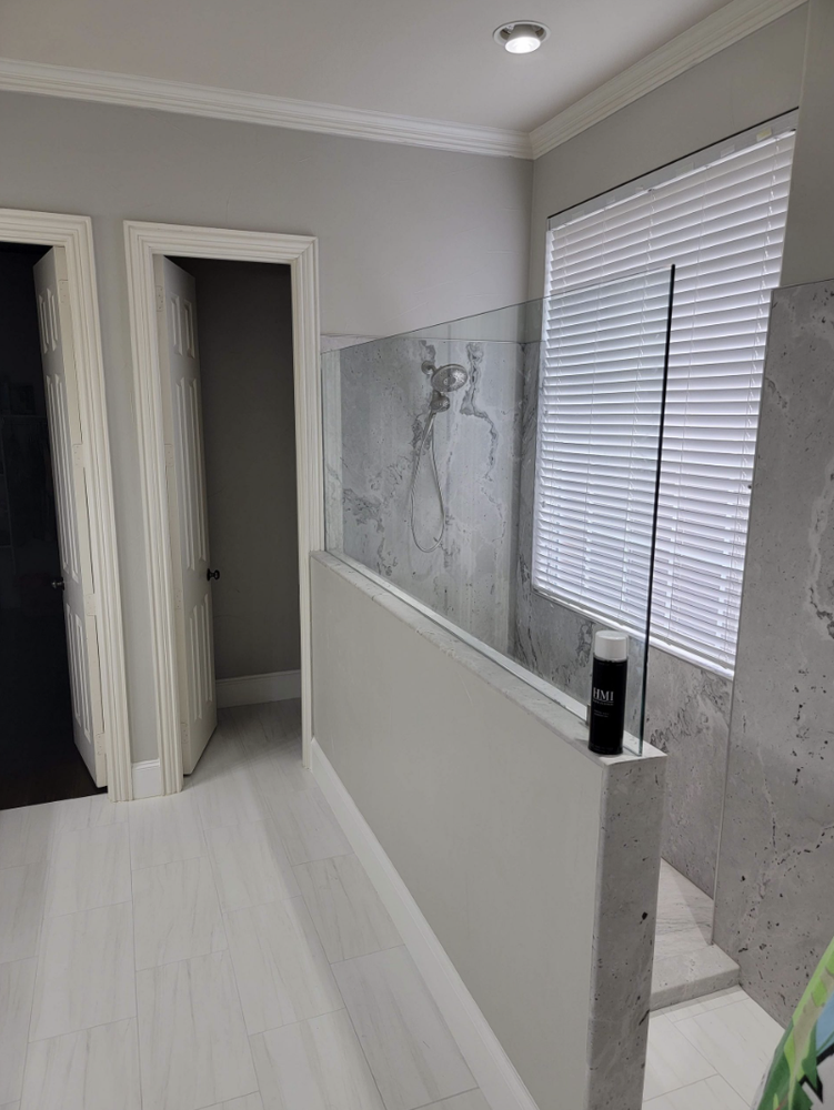 Armadillo Shower Doors