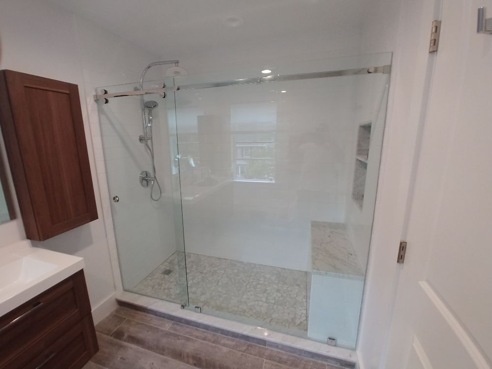 Serenity Series Shower Enclosures With Rolling Door