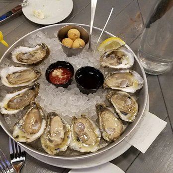 The Walrus Oyster & Ale House - 451 Photos & 418 Reviews - Seafood