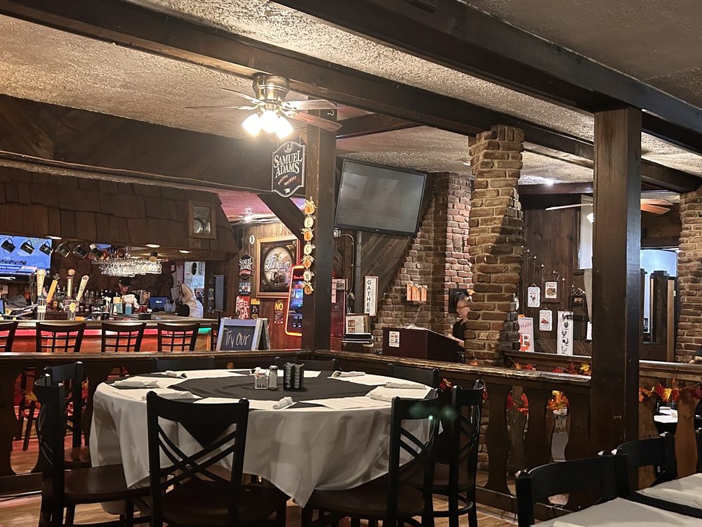 Franklin Street Bar & Grill