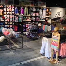 quiksilver outlet sports wear 1 premium outlet blvd tinton tinton falls public works