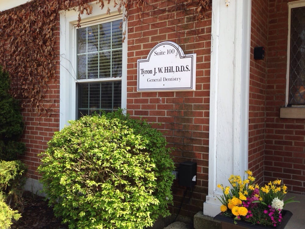 image of business Tyron J Hill, DDS