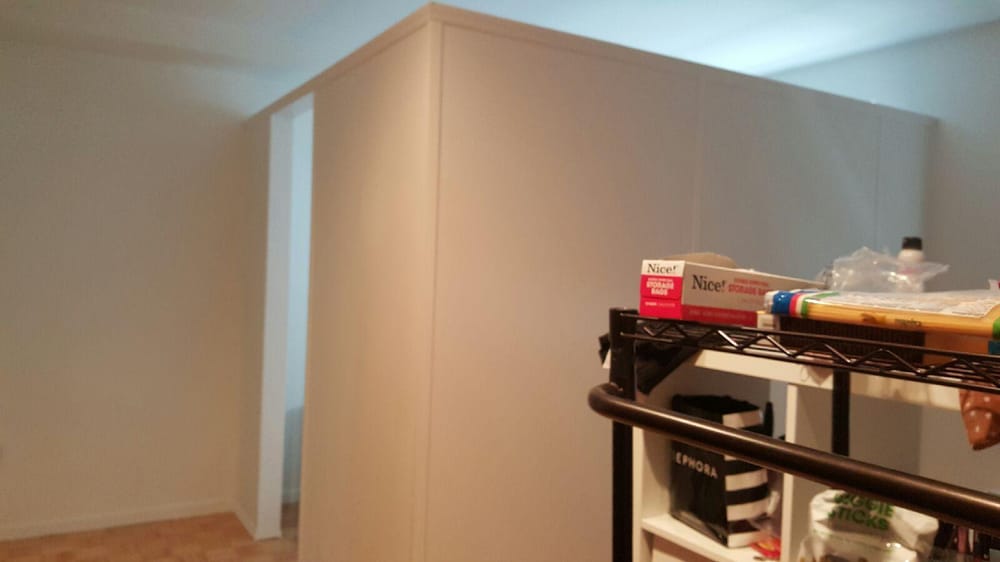 L Shape Temporary Wall Installation In Nyc Apartment Yelp Photo Of Wall 2 Ny New York United States L