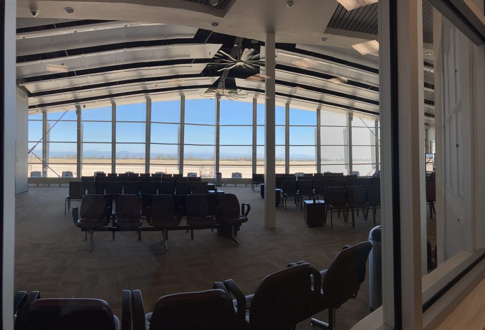 Redding Municipal Airport - RDD