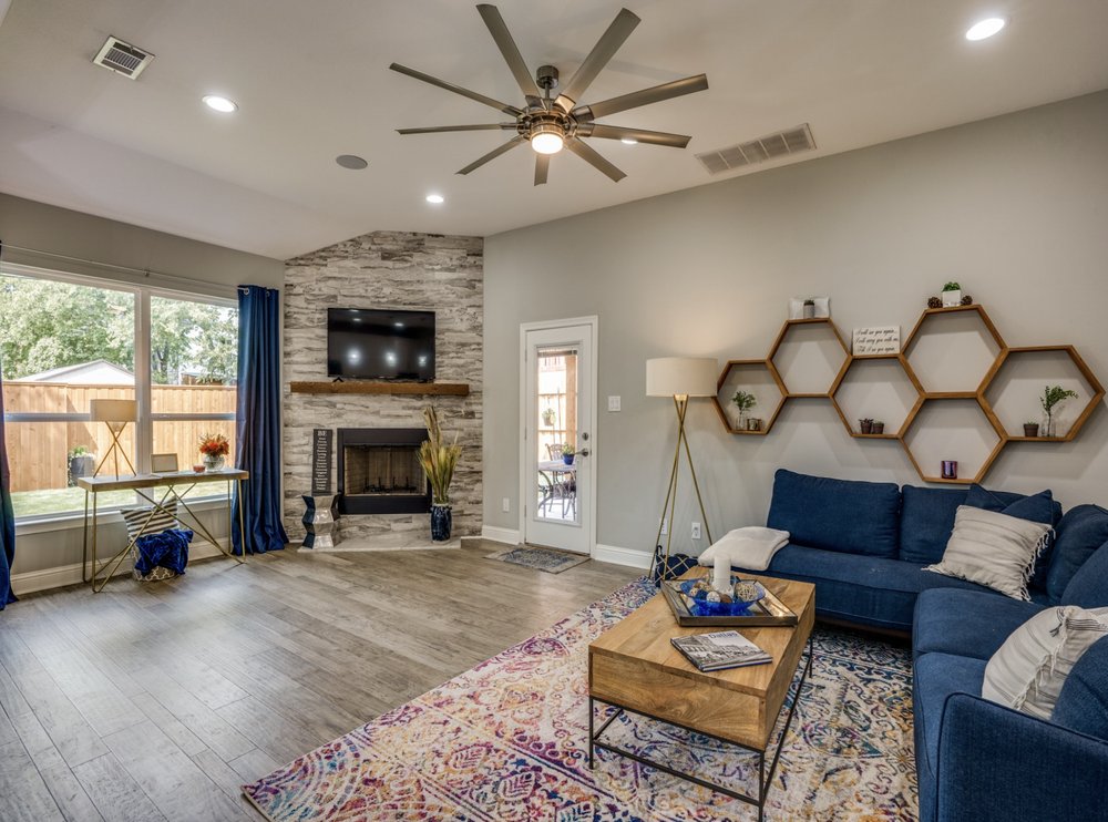 Elle Realty