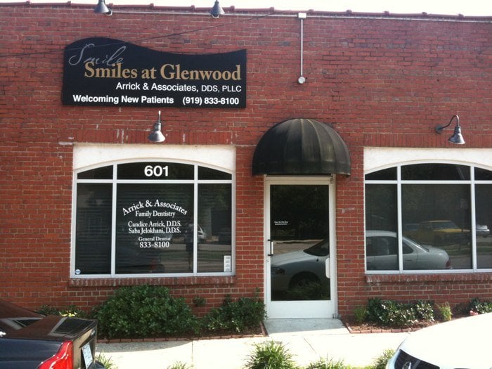 image of business Smiles At Glenwood