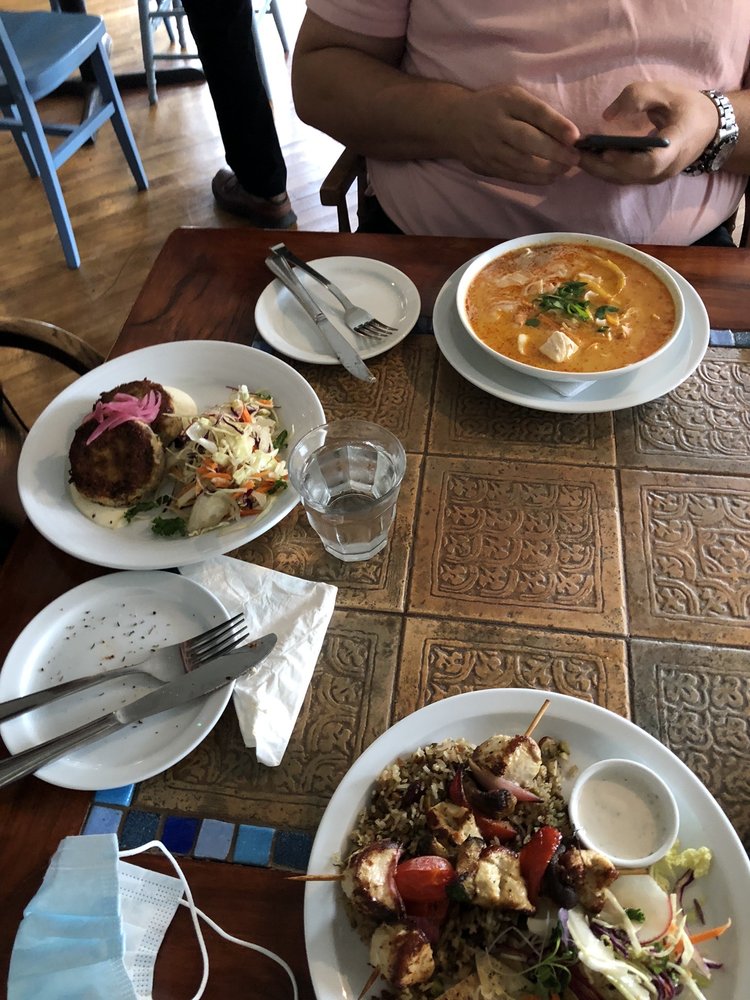 Bistro Le Chat Bleu